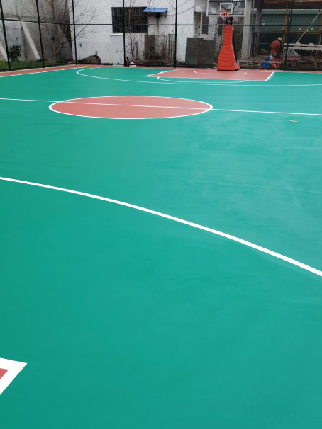 永康 球场长期使用易出现地面开裂